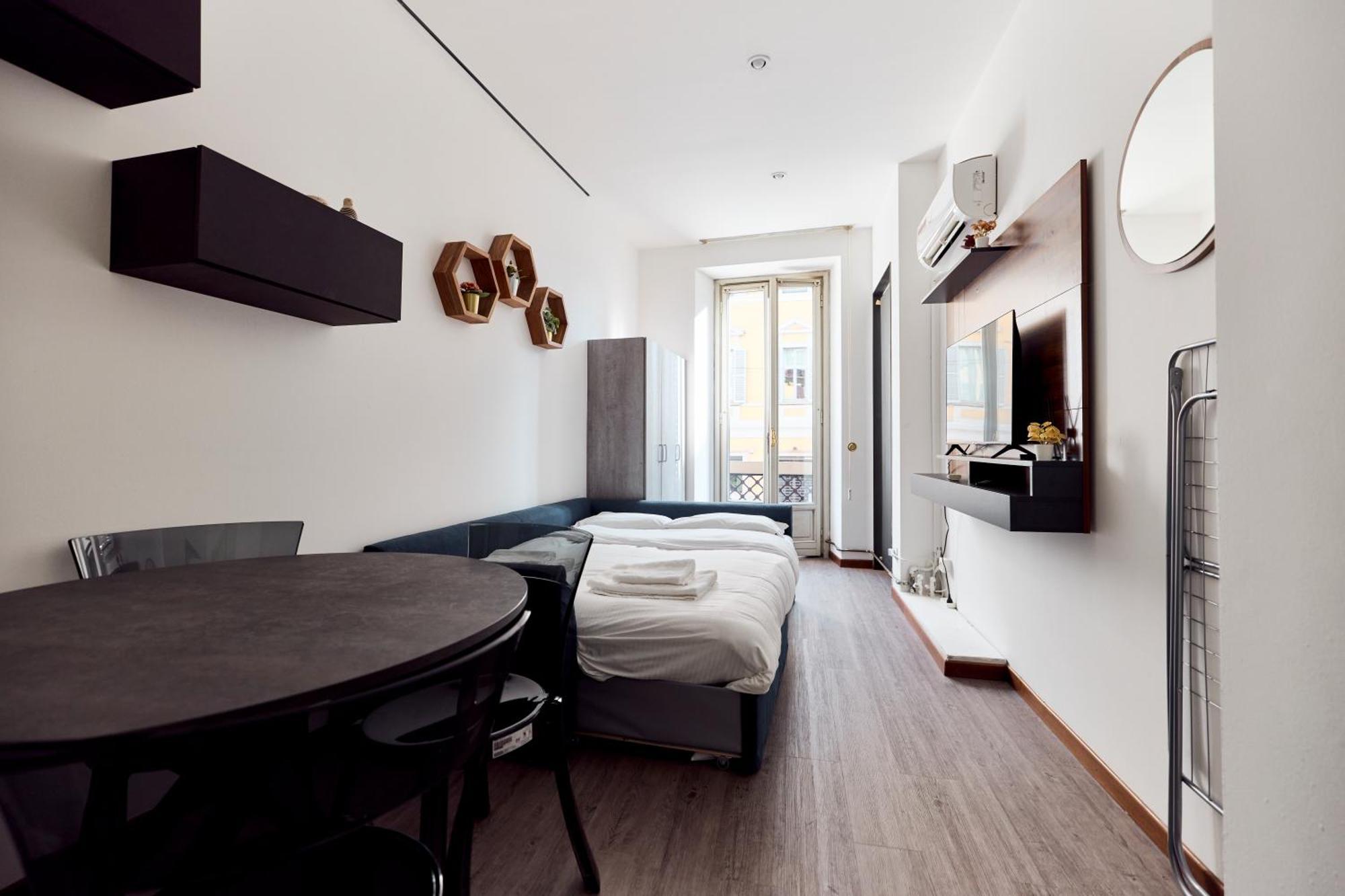 Corso Venezia View With Private Balcony - Corso Venezia Suite Mediolan Zewnętrze zdjęcie